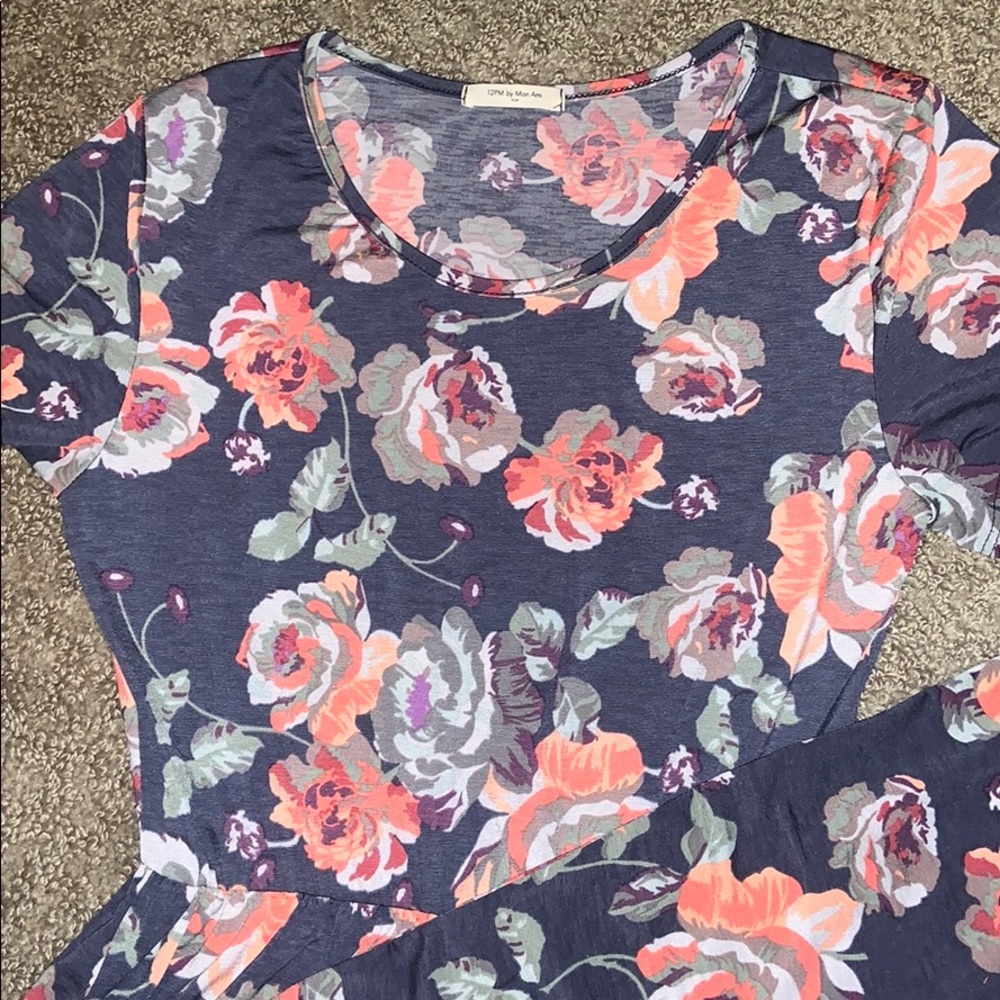 Floral Maxi dress - WITH POCKETS